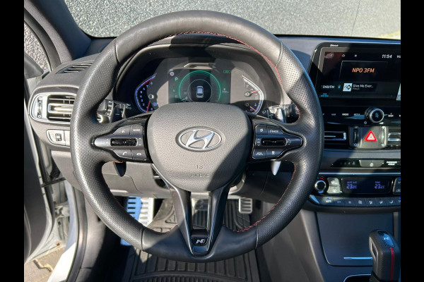 Hyundai i30 1.5 T-GDi MHEV N-Line Sky | AUTOMAAT | TREKHAAK | PANO | A.CAMERA | STOEL/STUURVERWARMING | APK T/M 23-9-2027 | TOPPER