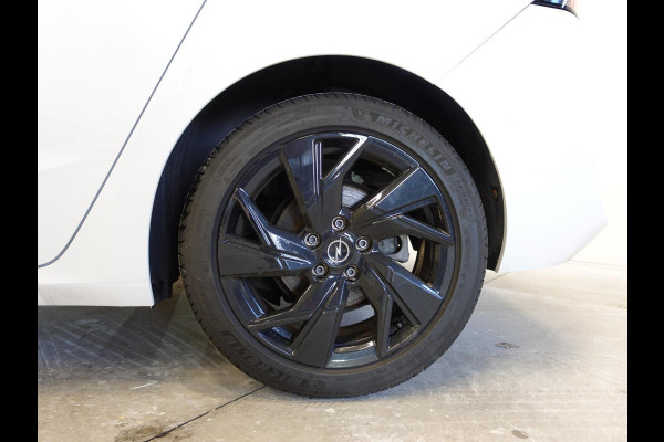 Opel Astra 1.2 Automaat GS Line | Climate control | Adaptive cruise control | LED | Voorstoelen verwarmd | Stuurwiel verwarmd | Achteruitrij camera 360* | Sfeer verlichting | Apple carplay/ Android auto