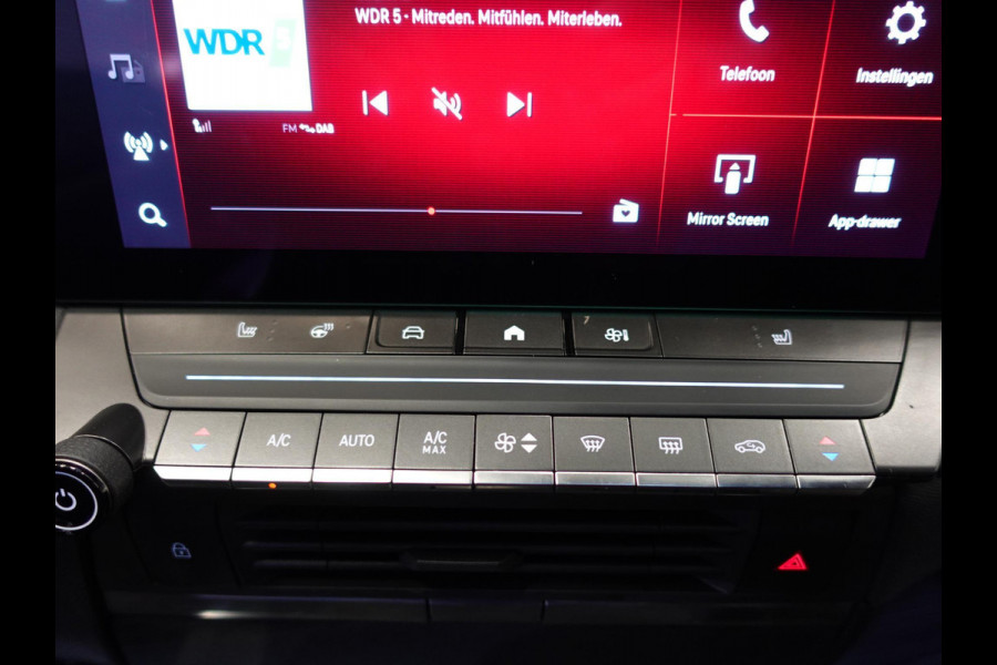 Opel Astra 1.2 Automaat GS Line | Climate control | Adaptive cruise control | LED | Voorstoelen verwarmd | Stuurwiel verwarmd | Achteruitrij camera 360* | Sfeer verlichting | Apple carplay/ Android auto