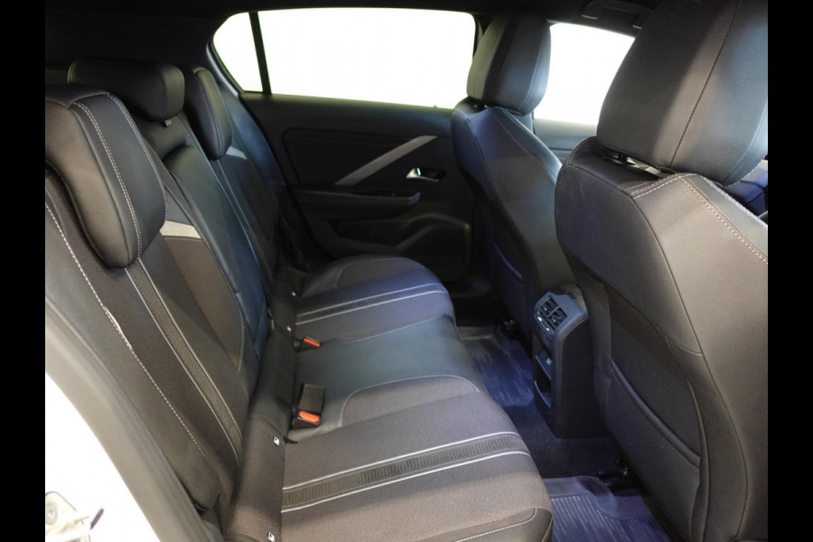 Opel Astra 1.2 Automaat GS Line | Climate control | Adaptive cruise control | LED | Voorstoelen verwarmd | Stuurwiel verwarmd | Achteruitrij camera 360* | Sfeer verlichting | Apple carplay/ Android auto