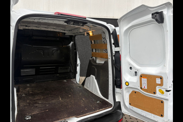 Ford Transit Connect 1.5 EcoBlue L1 Trend - CarPlay - Achteruitrijcamera - voorruitverwarming - nette auto