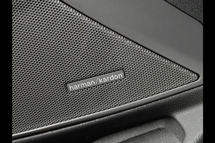 BMW 3-serie M340i xDrive - Individual Leder - Head-Up - Harman Kardon - Parking Ass Plus