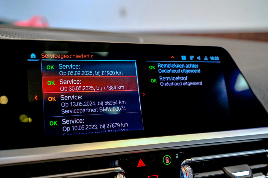 BMW 3-serie 330i High Executive M-Sport|Schuifdak|Laser|Elektr.Stoelen|