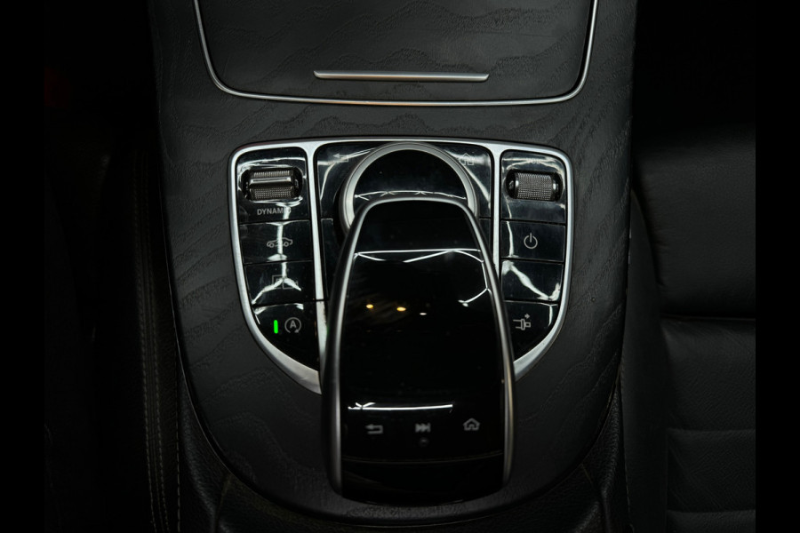 Mercedes-Benz E-Klasse Coupé 300 Business AMG Pano|Burmester