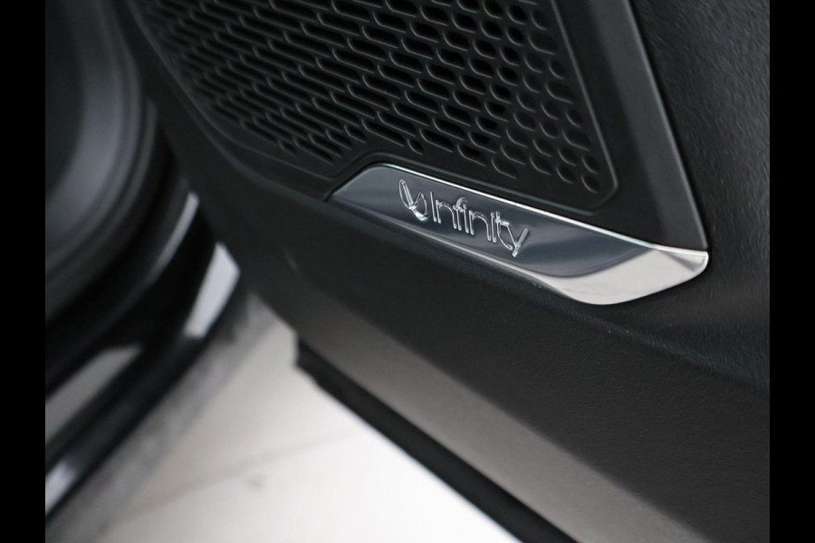 Lynk & Co 01 1.5 PLUG-IN 261 PK AUT. + PANORAMA | INFINTY AUDIO | ADAPTIVE CRUISE | CAMERA | 20 INCH | SFEERVERLICHTING