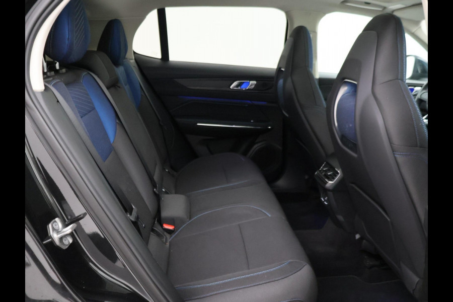 Lynk & Co 01 1.5 PLUG-IN 261 PK AUT. + PANORAMA | INFINTY AUDIO | ADAPTIVE CRUISE | CAMERA | 20 INCH | SFEERVERLICHTING