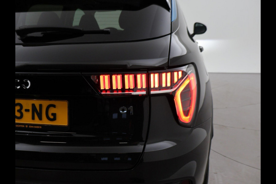 Lynk & Co 01 1.5 PLUG-IN 261 PK AUT. + PANORAMA | INFINTY AUDIO | ADAPTIVE CRUISE | CAMERA | 20 INCH | SFEERVERLICHTING
