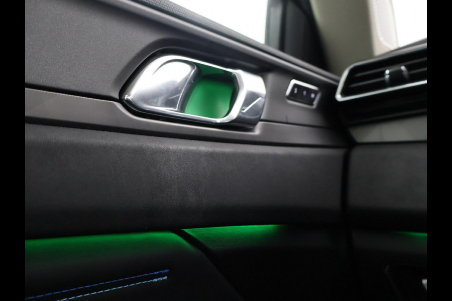 Lynk & Co 01 1.5 PLUG-IN 261 PK AUT. + PANORAMA | INFINTY AUDIO | ADAPTIVE CRUISE | CAMERA | 20 INCH | SFEERVERLICHTING