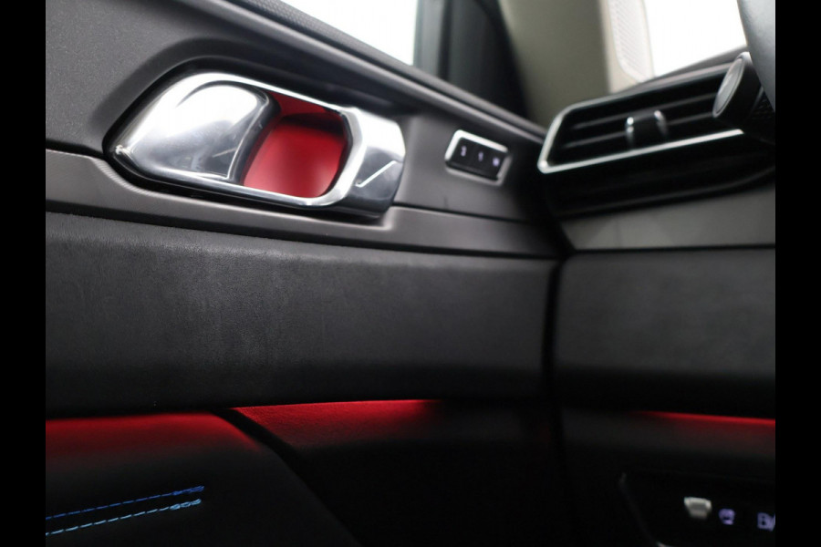 Lynk & Co 01 1.5 PLUG-IN 261 PK AUT. + PANORAMA | INFINTY AUDIO | ADAPTIVE CRUISE | CAMERA | 20 INCH | SFEERVERLICHTING