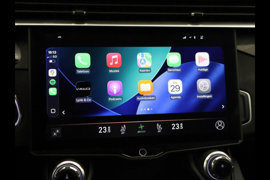 Lynk & Co 01 1.5 PLUG-IN 261 PK AUT. + PANORAMA | INFINTY AUDIO | ADAPTIVE CRUISE | CAMERA | 20 INCH | SFEERVERLICHTING