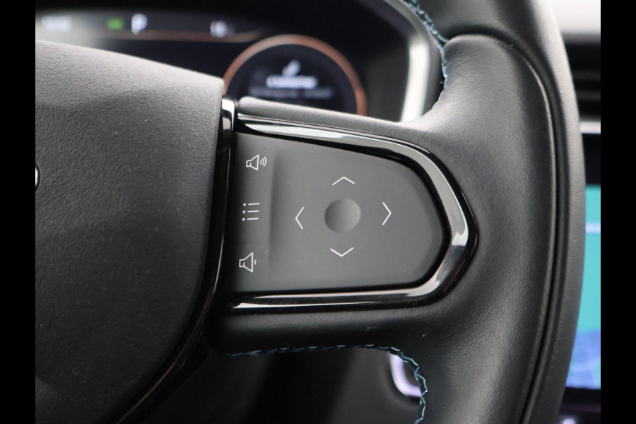 Lynk & Co 01 1.5 PLUG-IN 261 PK AUT. + PANORAMA | INFINTY AUDIO | ADAPTIVE CRUISE | CAMERA | 20 INCH | SFEERVERLICHTING