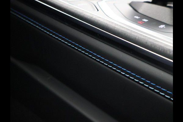 Lynk & Co 01 1.5 PLUG-IN 261 PK AUT. + PANORAMA | INFINTY AUDIO | ADAPTIVE CRUISE | CAMERA | 20 INCH | SFEERVERLICHTING