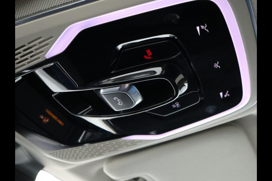 Lynk & Co 01 1.5 PLUG-IN 261 PK AUT. + PANORAMA | INFINTY AUDIO | ADAPTIVE CRUISE | CAMERA | 20 INCH | SFEERVERLICHTING