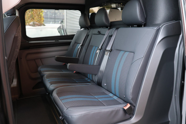 Ford Transit Custom 320 2.0 TDCI L2H1 Sport AWD DC | Dubbel Cabine | Elekrische schuifdeuren | ACC | 360 Camera | Blind spot | Elek. Trekhaak | Navi | 5-Zitter | 4x4 | BPM VRIJ