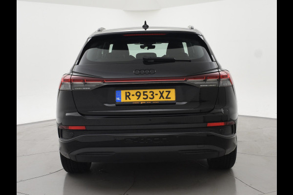 Audi Q4 e-tron 40 ADVANCED EDITION 77 KWH + LEDER SPORTINTERIEUR | ADAPTIVE CRUISE | 20 INCH | CAMERA | STOELVERW.