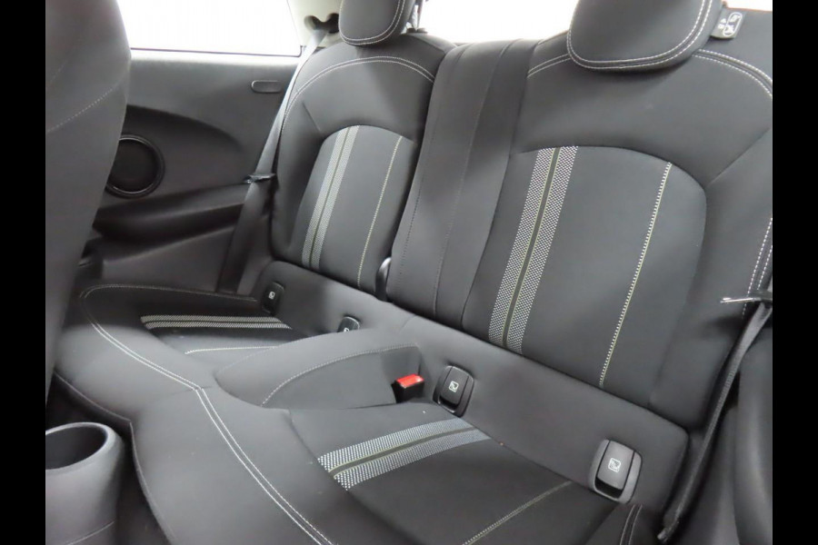 MINI Mini Electric Basic 33 kWh SOH 96% Airco ECC Navi Carplay Cruise Control Digital Dash Full LED Sportstoelen