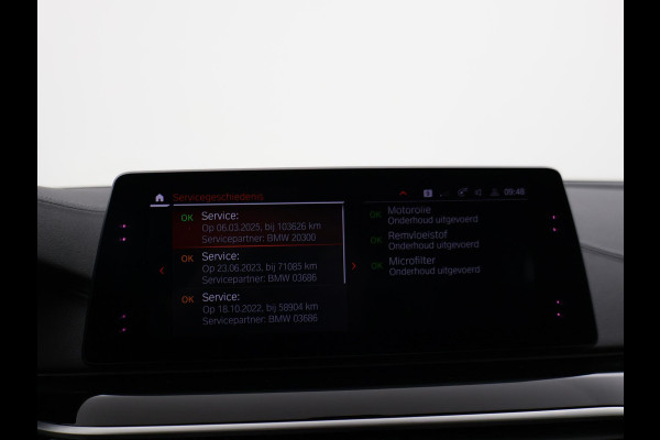 BMW 5 Serie Touring 520i HE LUXURY + PANORAMA | HEAD-UP | LIVE COCKPIT | 1e EIGENAAR | SFEERVERLICHTING | LEDER