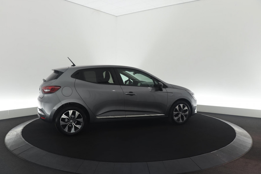 Renault Clio TCe 90 Evolution | Navigatie | Parkeersensoren | Apple Carplay