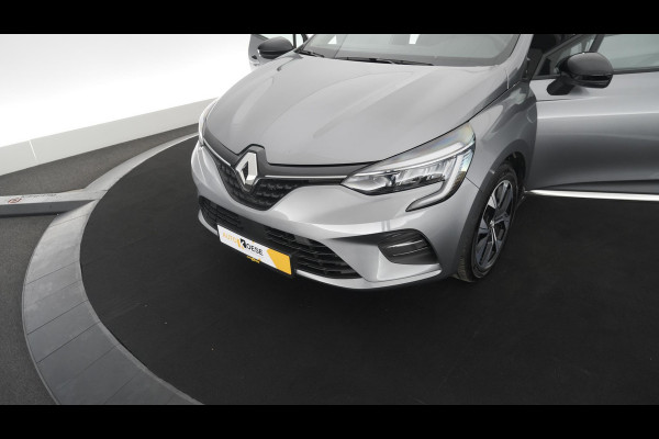 Renault Clio TCe 90 Evolution | Navigatie | Parkeersensoren | Apple Carplay