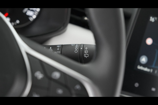 Renault Clio TCe 90 Evolution | Navigatie | Parkeersensoren | Apple Carplay