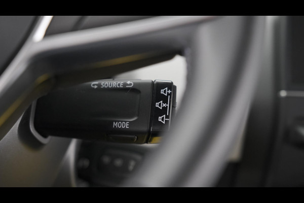 Renault Clio TCe 90 Evolution | Navigatie | Parkeersensoren | Apple Carplay