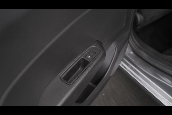 Renault Clio TCe 90 Evolution | Navigatie | Parkeersensoren | Apple Carplay