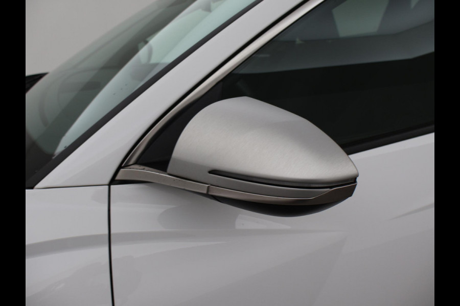 Hyundai Tucson 1.6 T-GDI HEV 230 PK AUT. HYBRID + ADAPTIVE CRUISE | 19 INCH | CAMERA | STOELVERWARMING | APPLE CARPLAY