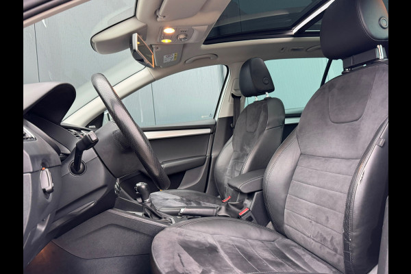 Škoda Octavia Combi 1.0 TSI Automaat Style Business * Panorama * Memory * Canton * Camera *