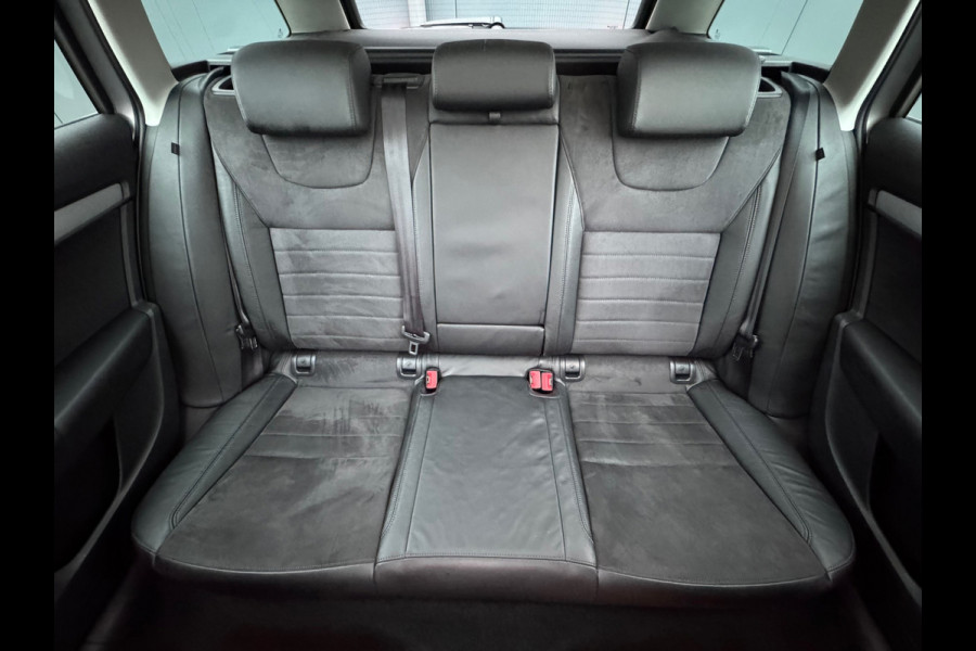 Škoda Octavia Combi 1.0 TSI Automaat Style Business * Panorama * Memory * Canton * Camera *