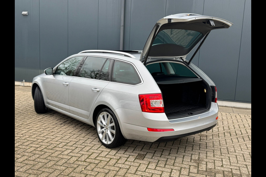 Škoda Octavia Combi 1.0 TSI Automaat Style Business * Panorama * Memory * Canton * Camera *
