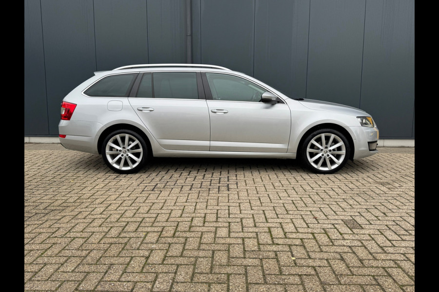 Škoda Octavia Combi 1.0 TSI Automaat Style Business * Panorama * Memory * Canton * Camera *
