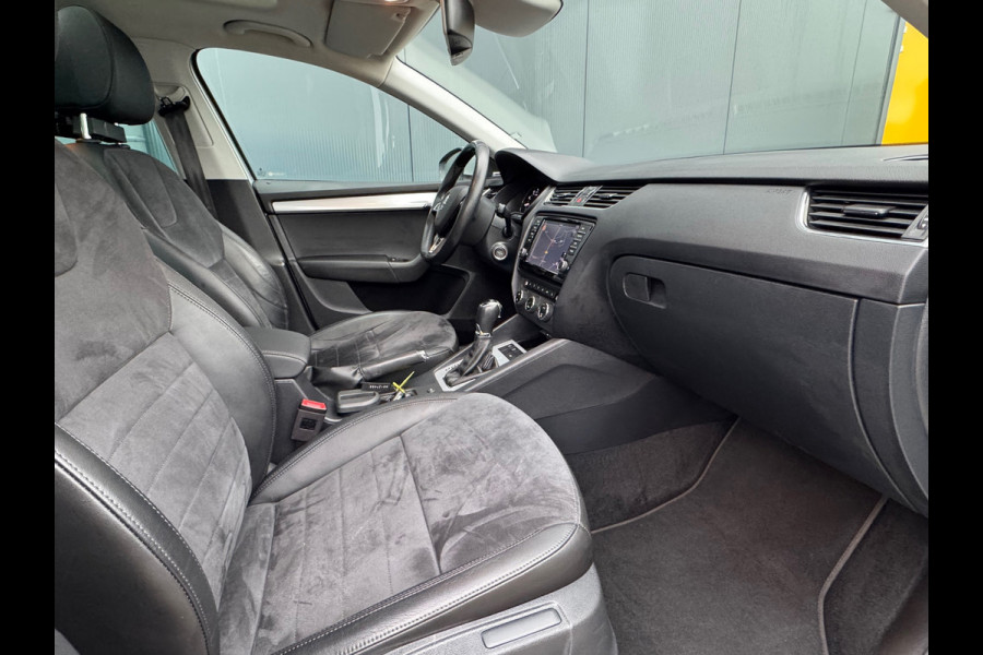 Škoda Octavia Combi 1.0 TSI Automaat Style Business * Panorama * Memory * Canton * Camera *