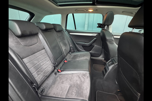 Škoda Octavia Combi 1.0 TSI Automaat Style Business * Panorama * Memory * Canton * Camera *