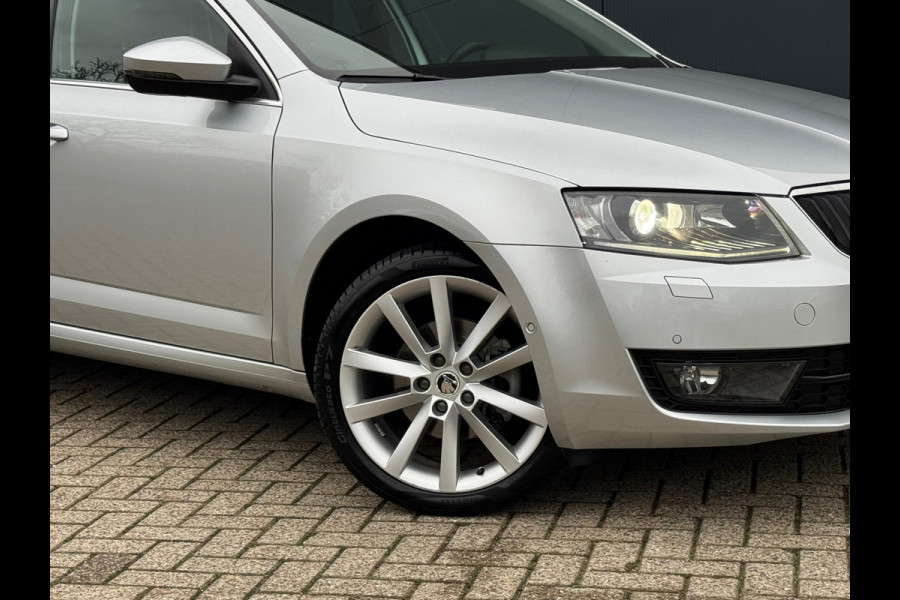 Škoda Octavia Combi 1.0 TSI Automaat Style Business * Panorama * Memory * Canton * Camera *