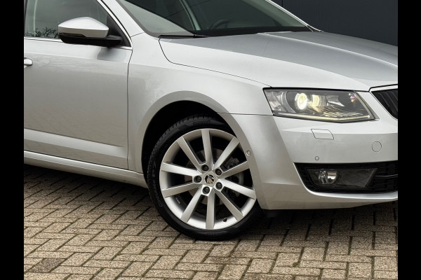 Škoda Octavia Combi 1.0 TSI Automaat Style Business * Panorama * Memory * Canton * Camera *