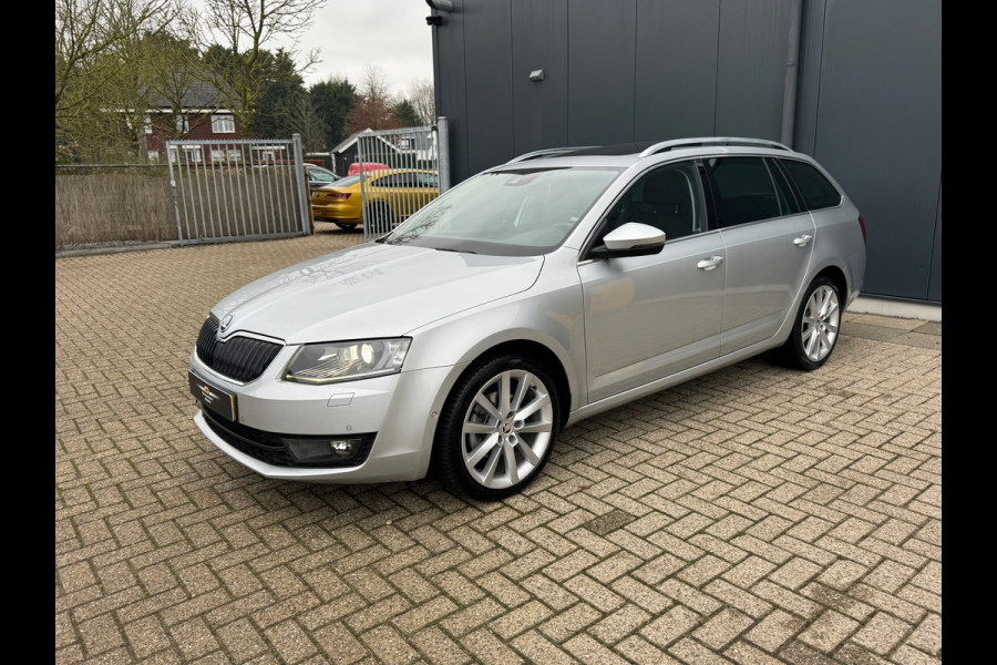 Škoda Octavia Combi 1.0 TSI Automaat Style Business * Panorama * Memory * Canton * Camera *