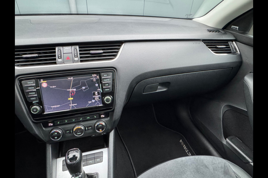 Škoda Octavia Combi 1.0 TSI Automaat Style Business * Panorama * Memory * Canton * Camera *