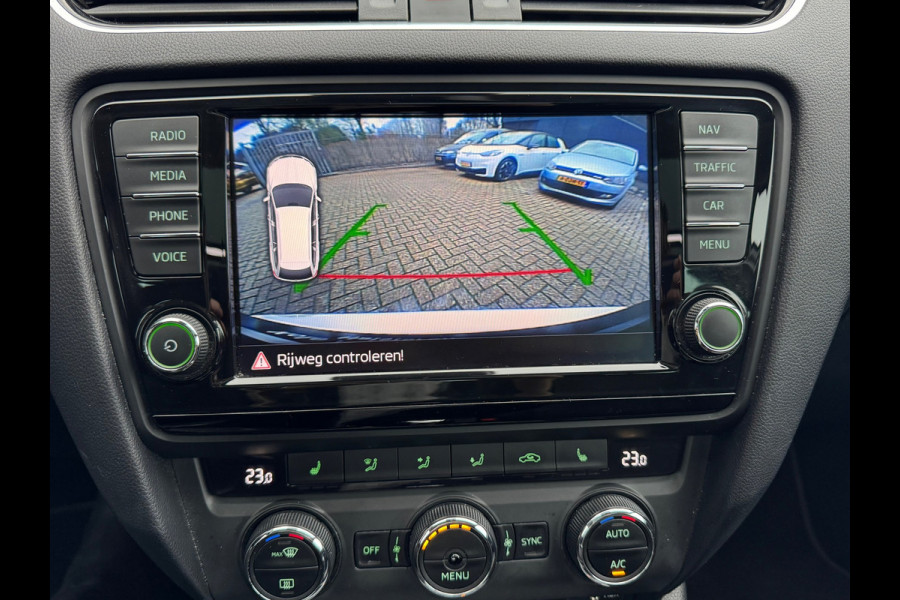 Škoda Octavia Combi 1.0 TSI Automaat Style Business * Panorama * Memory * Canton * Camera *