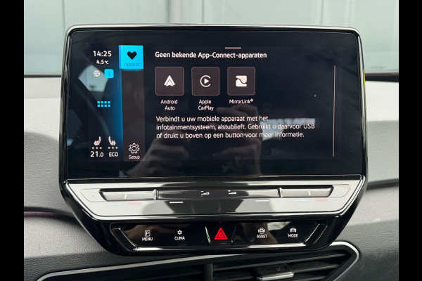 Volkswagen ID.3 First 58 kWh * Steunhaak * Navigatie * Parkeersensoren * Adaptieve Cruise *