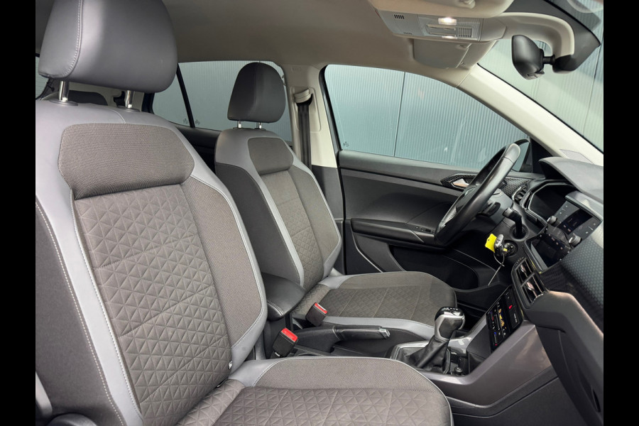 Volkswagen T-Cross 1.0 TSI Automaat Style * Carplay * Side Assist * Full Led * Virtual Cockpit *