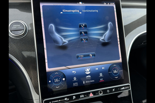 Mercedes-Benz C-Klasse 300 e AMG Line VAN: €45.900,- VOOR: €42.877,- UW EINDEJAARSVOORDEEL: €3.023,- SUPER COMPLEET| PANO| ELEK. TREKHAAK. | ELEK. ACHTERKLEP| ELEK. STOELEN| ADAPTIVE CRUISE|