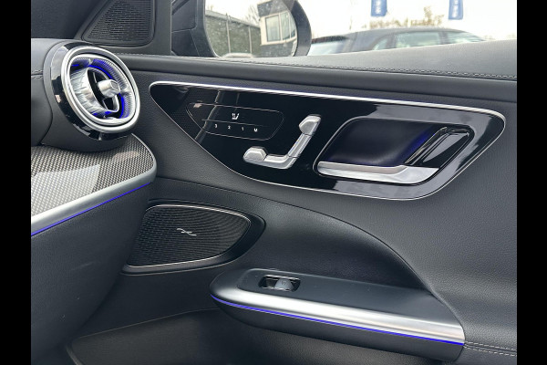 Mercedes-Benz C-Klasse 300 e AMG Line VAN: €45.900,- VOOR: €42.877,- UW EINDEJAARSVOORDEEL: €3.023,- SUPER COMPLEET| PANO| ELEK. TREKHAAK. | ELEK. ACHTERKLEP| ELEK. STOELEN| ADAPTIVE CRUISE|