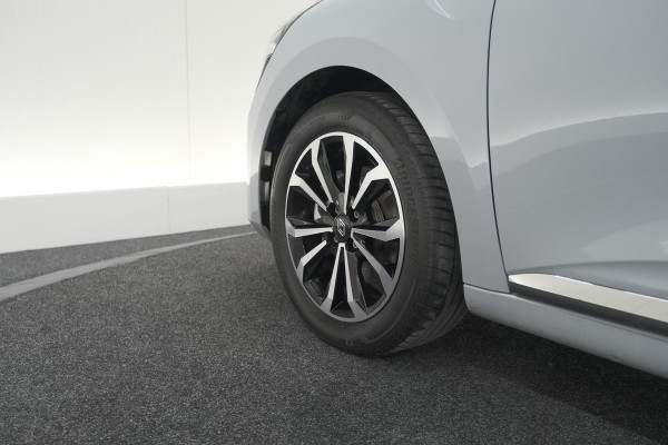 Renault Clio 1.6 E-Tech Full Hybrid 145 techno | 360 Camera | Adaptieve Cruise Control | Dodehoekdetectie | 9.3 Inch Groot Scherm