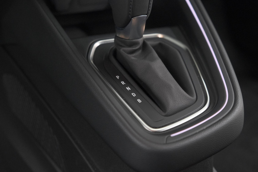 Renault Clio 1.6 E-Tech Full Hybrid 145 techno | 360 Camera | Adaptieve Cruise Control | Dodehoekdetectie | 9.3 Inch Groot Scherm