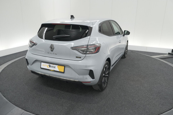 Renault Clio 1.6 E-Tech Full Hybrid 145 techno | 360 Camera | Adaptieve Cruise Control | Dodehoekdetectie | 9.3 Inch Groot Scherm