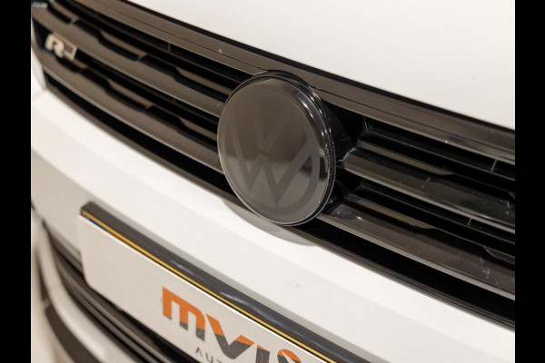 Volkswagen Tiguan 2.0 TSI 4Motion 2x R-Line Blackstyle / 230pk / Panoramadak / Trekhaak / Leder