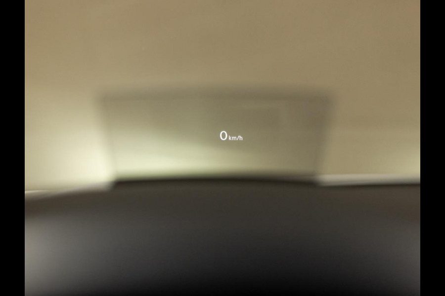 Volkswagen Tiguan 2.0 TSI 4Motion 2x R-Line Blackstyle / 230pk / Panoramadak / Trekhaak / Leder