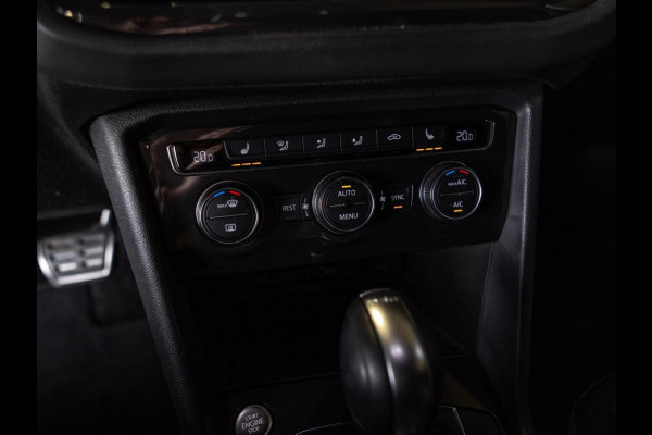 Volkswagen Tiguan 2.0 TSI 4Motion 2x R-Line Blackstyle / 230pk / Panoramadak / Trekhaak / Leder