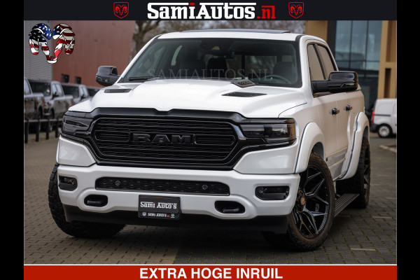 Dodge Ram 1500 Limited Night | 5.7 V8 Hemi Full Option | Comfortabele Dubbele Cabine met Royale 5 Zitplaatsen | De Meest Luxe en Volle Pick-Up in zijn Klasse | BPM vrij | Nu Leverbaar uit Voorraad | Voorraad Nr v45lpr
