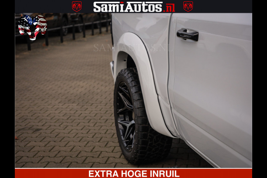 Dodge Ram 1500 Limited Night | 5.7 V8 Hemi Full Option | Comfortabele Dubbele Cabine met Royale 5 Zitplaatsen | De Meest Luxe en Volle Pick-Up in zijn Klasse | BPM vrij | Nu Leverbaar uit Voorraad | Voorraad Nr v45lpr